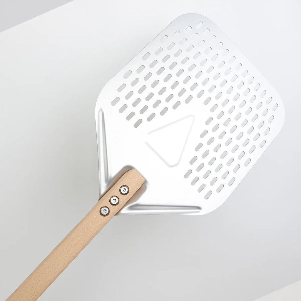 Perforated Aluminum Pizza Peel – Non-Slip Wooden Handle for Home Baking