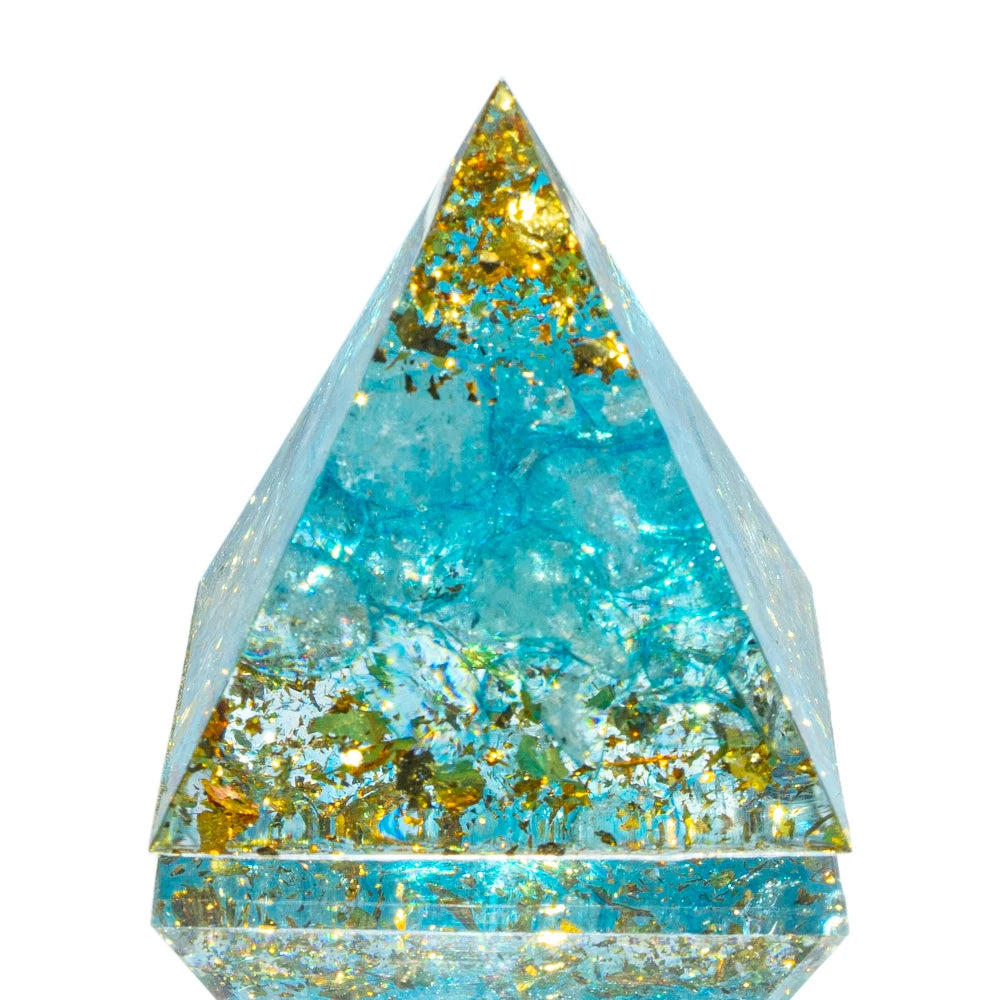 Amethyst Crystal Pyramid – Reiki Energy Generator for Chakra Meditation