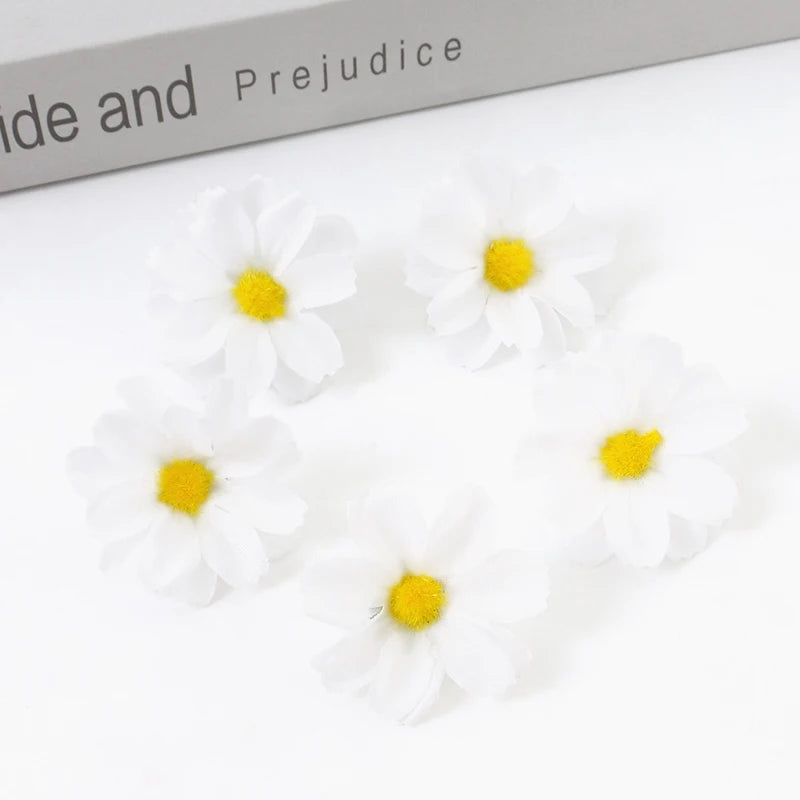 Silk Daisy Artificial Flowers – Floral Decorations for Wedding Home Decor