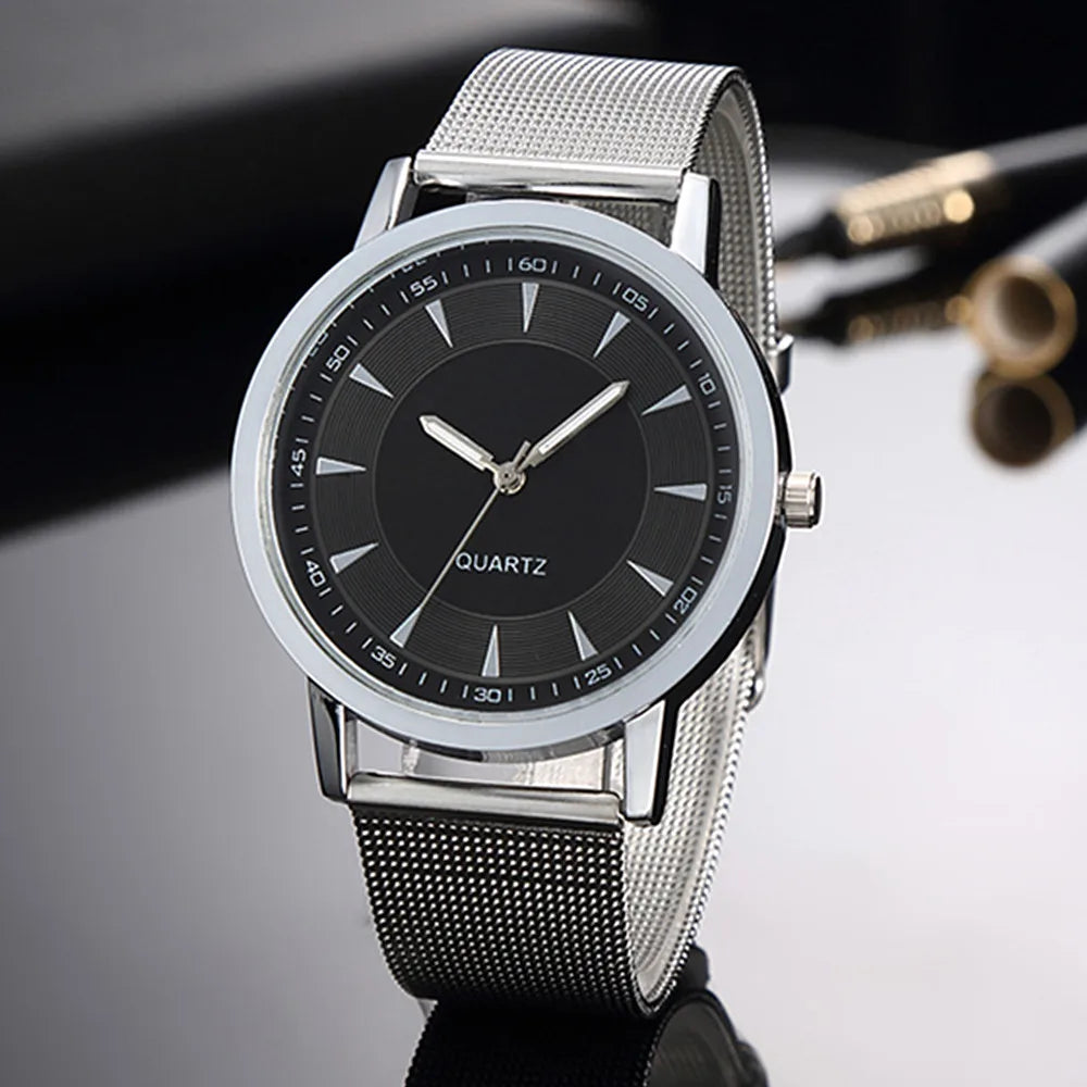 Minimalist Silver Quartz Watch – Elegant Leather Business Accessory for Women