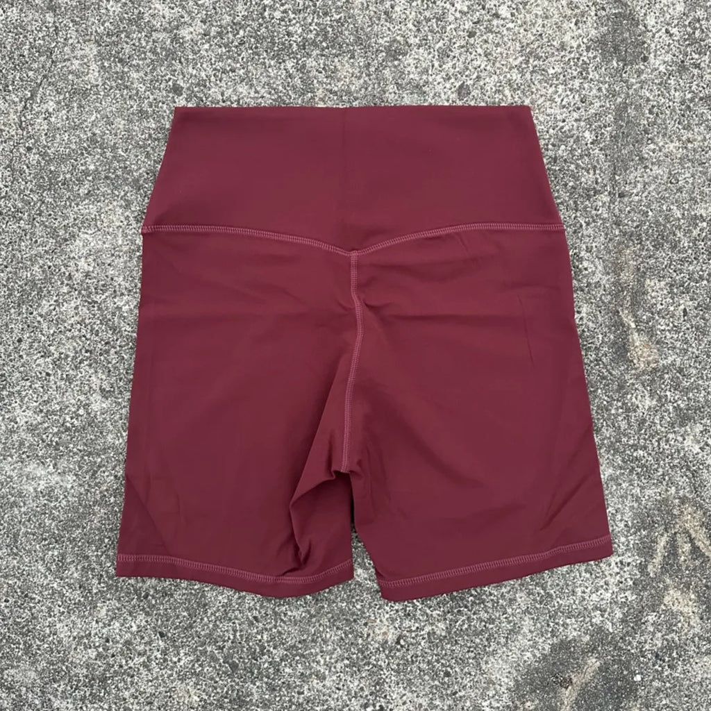 Compression Yoga Shorts – Moisture-Wicking Leggings for Gym and Cycling