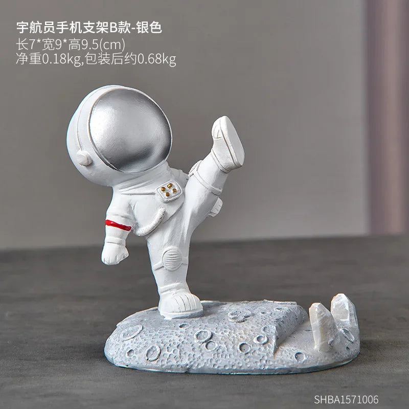 Nordic Astronaut Phone Stand – Spaceman Desk Holder for Office Decor Gifts