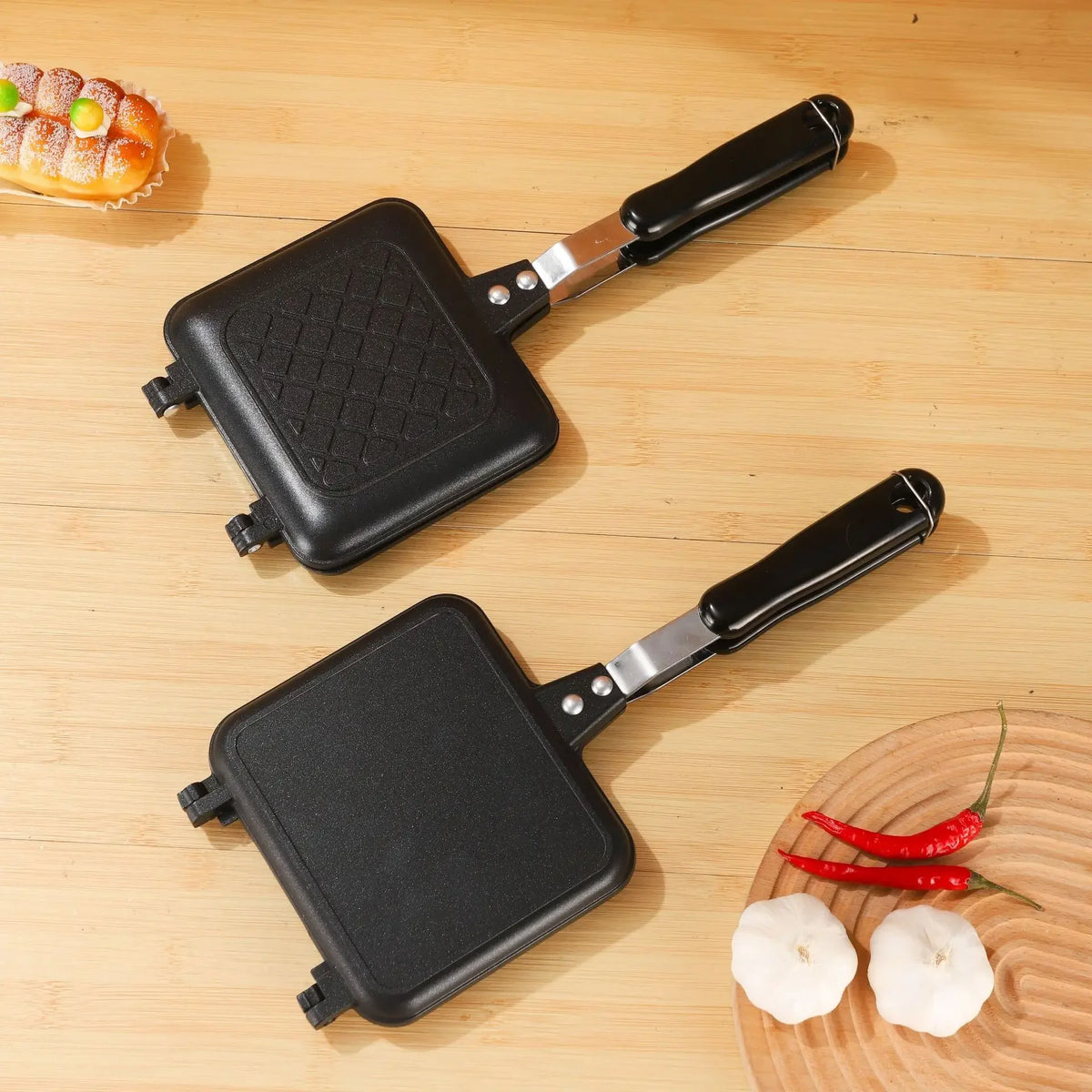 Non-Stick Aluminum Sandwich Pan – Detachable Double-Sided Grill for Breakfast