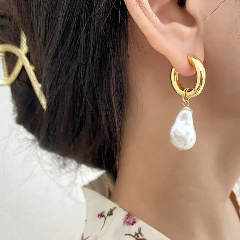 Baroque Irregular Pearl Hoop Earrings – Elegant Jewelry for Wedding Party