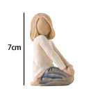 Resin Character Family Statue – Creative Wedding Gift for Home Decor