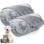 Soft Fluffy Pet Blanket – Cartoon Paw Print for Dogs and Cats