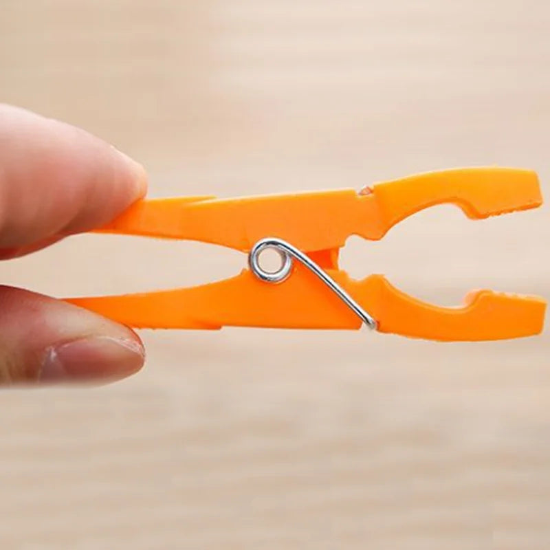Plastic Clothespins – Heavy Duty Laundry Clips for Drying Clothes and Towels