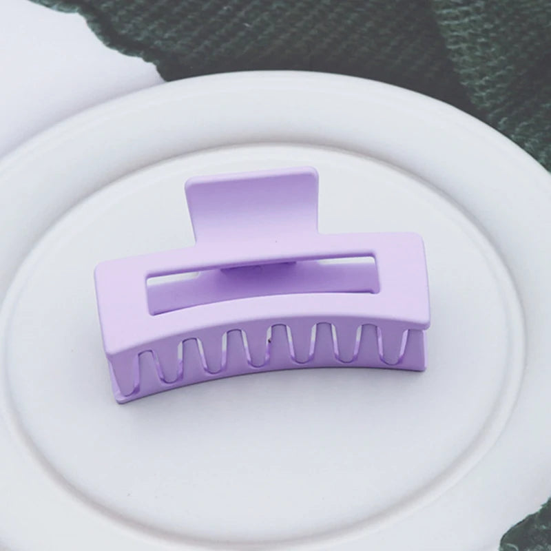 Large Plastic Hair Claw – Korean Fashion Clip for Women Styling