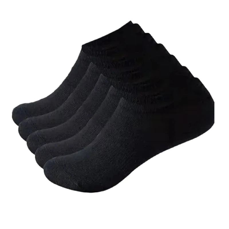 Cotton Mid-calf Socks – Solid Colour Daily Wear for Men