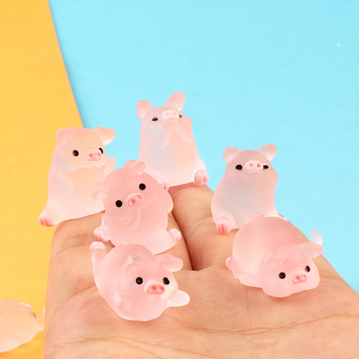 Glow-in-the-Dark Resin Piggy Ornaments – Miniature Decor for DIY Crafts