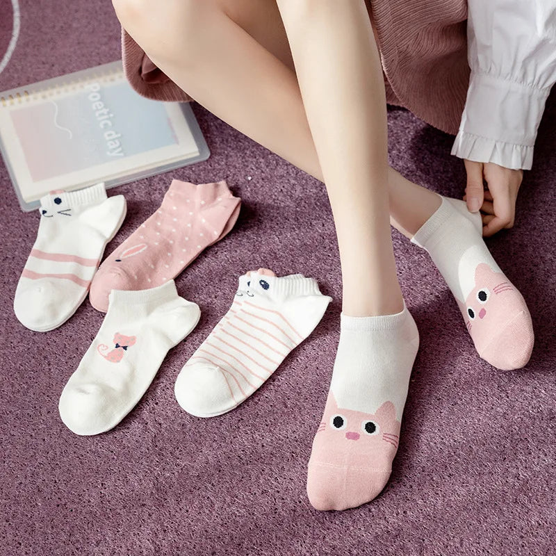 Cute Cartoon Cat Crew Socks – Decorative Kitten Ankle Hosiery for Women