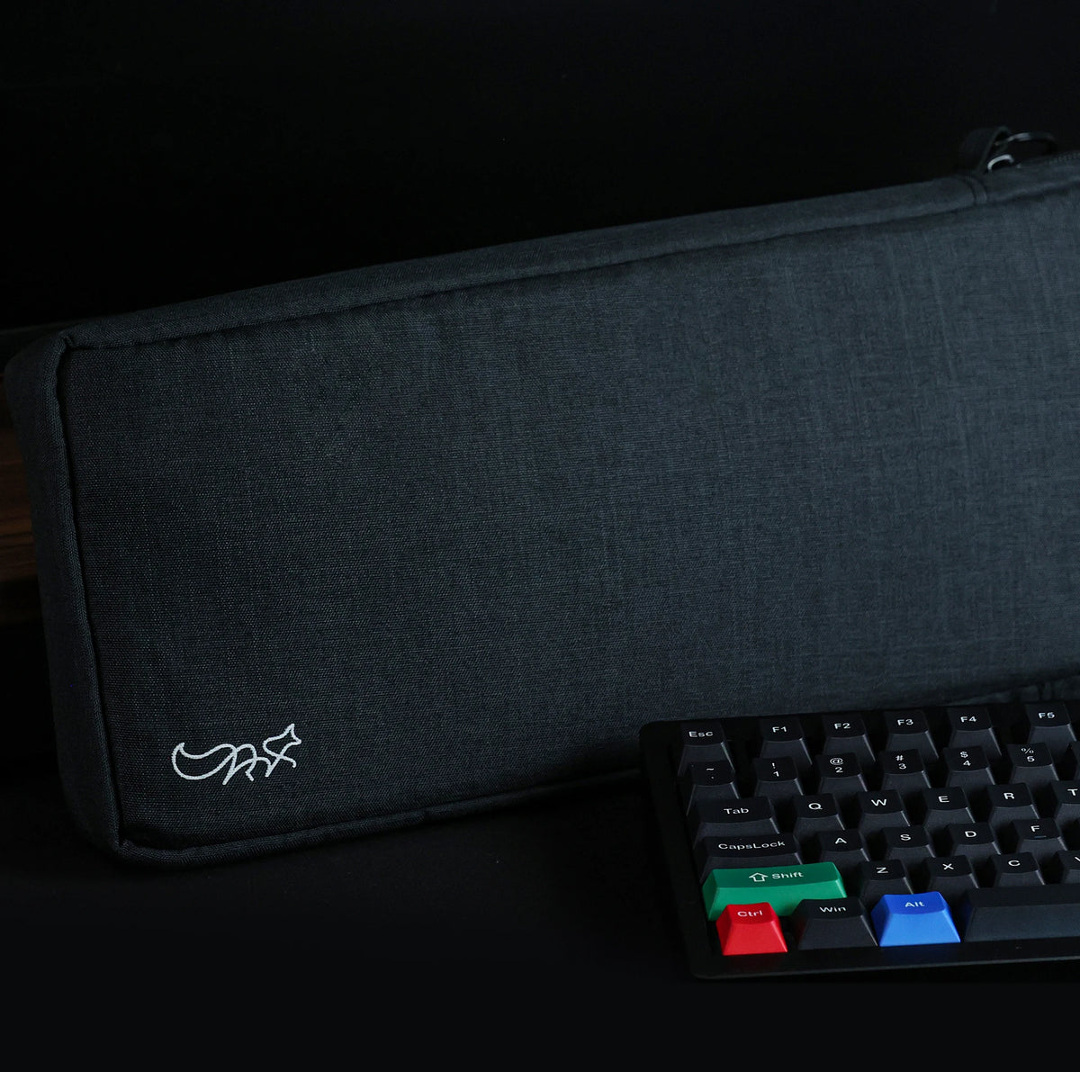 Waterproof Mechanical Keyboard Case – Thickened Protective Bag for Travel