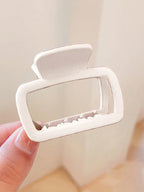 Square Hair Claw Clips – Lightweight Matte Barrettes for Elegant Styling