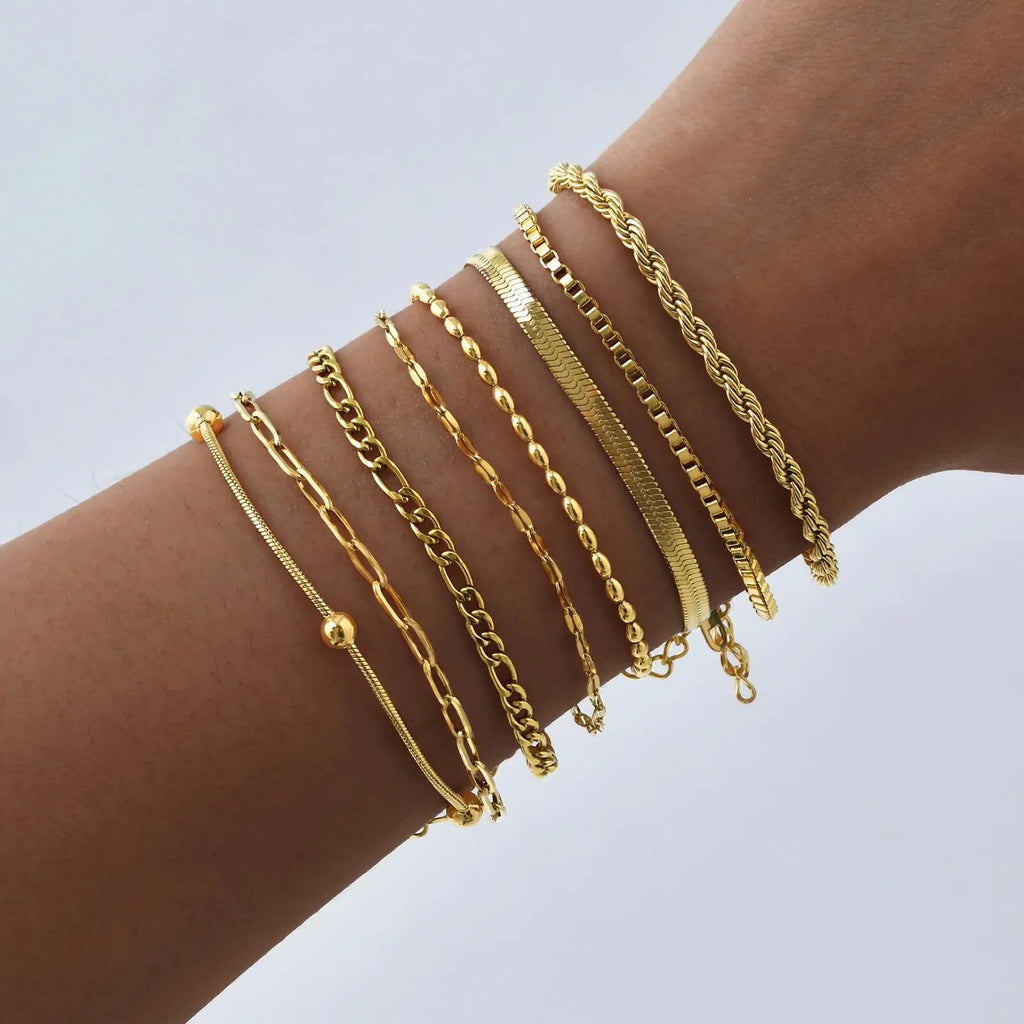 Gold Herringbone Chain Bracelet – Waterproof Stainless Steel for Women