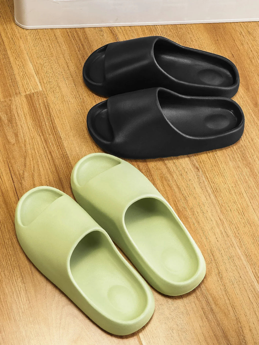 Lightweight EVA Sandals – Unisex Non-Slip Slippers for Beach and Outdoor