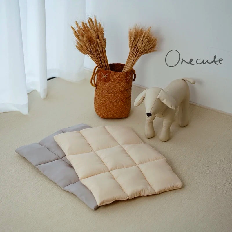 Flannel Pet Bed – Breathable Warm Cushion for Small Dogs and Cats