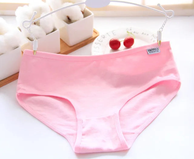 Cotton Briefs – Breathable Plus Size Underwear for Women Daily Comfort
