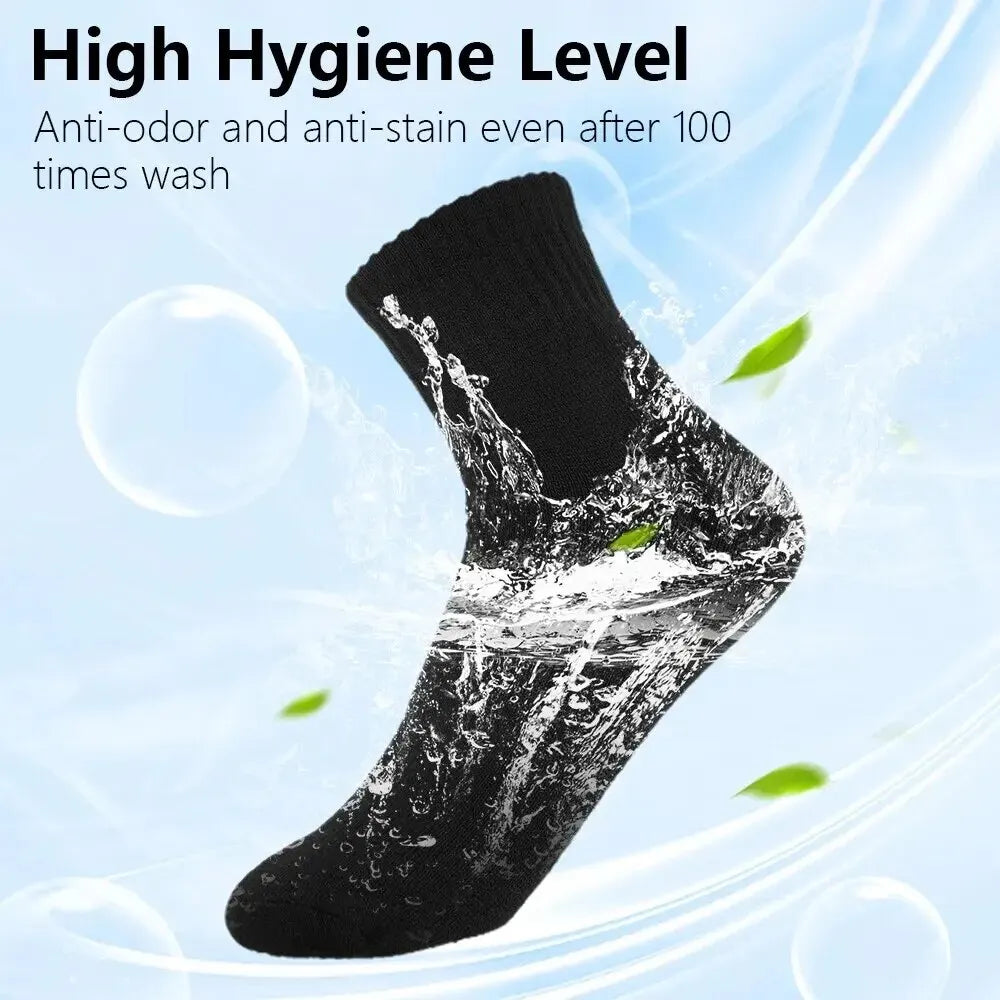 Cotton Mid-calf Socks – Solid Colour Daily Wear for Men