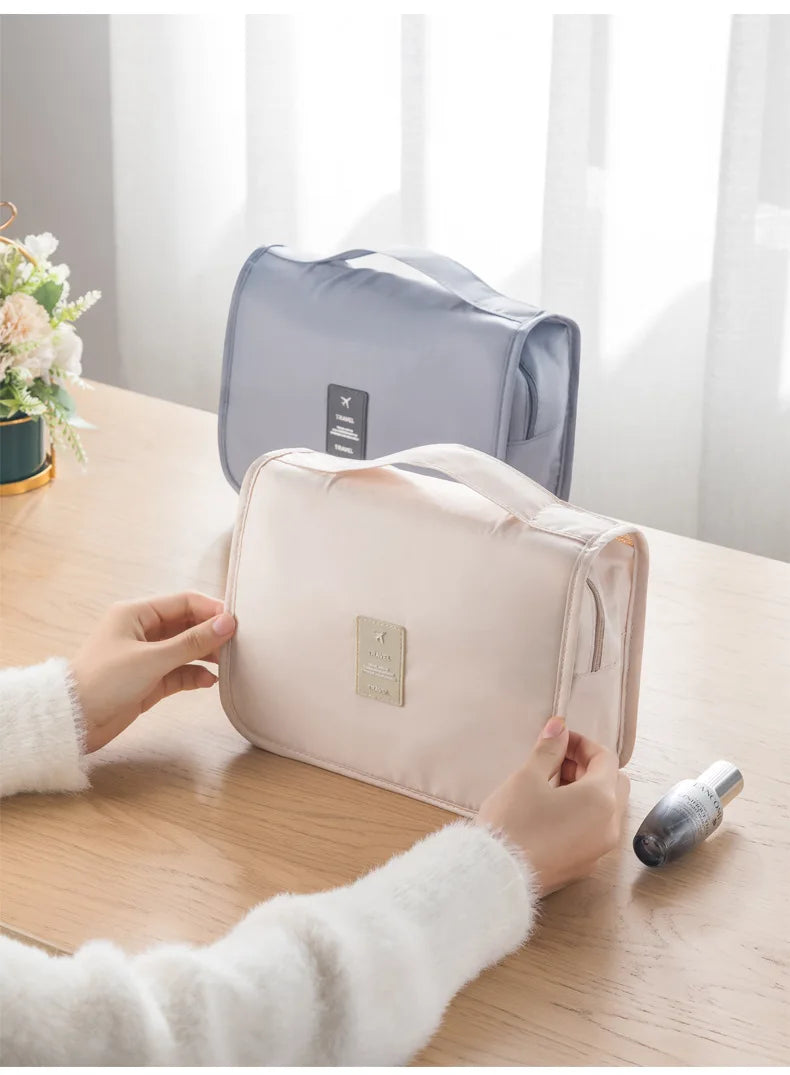 Waterproof Cosmetic Travel Bag – Hanging Toiletry Organizer for Women