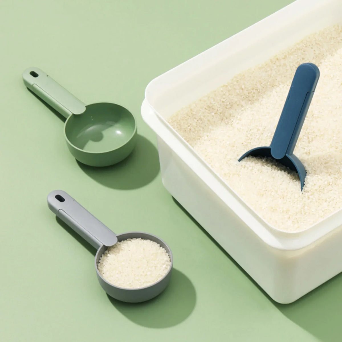 Pet Food Scooping Shovel – Ergonomic Measuring Spoon for Dog and Cat Feeding