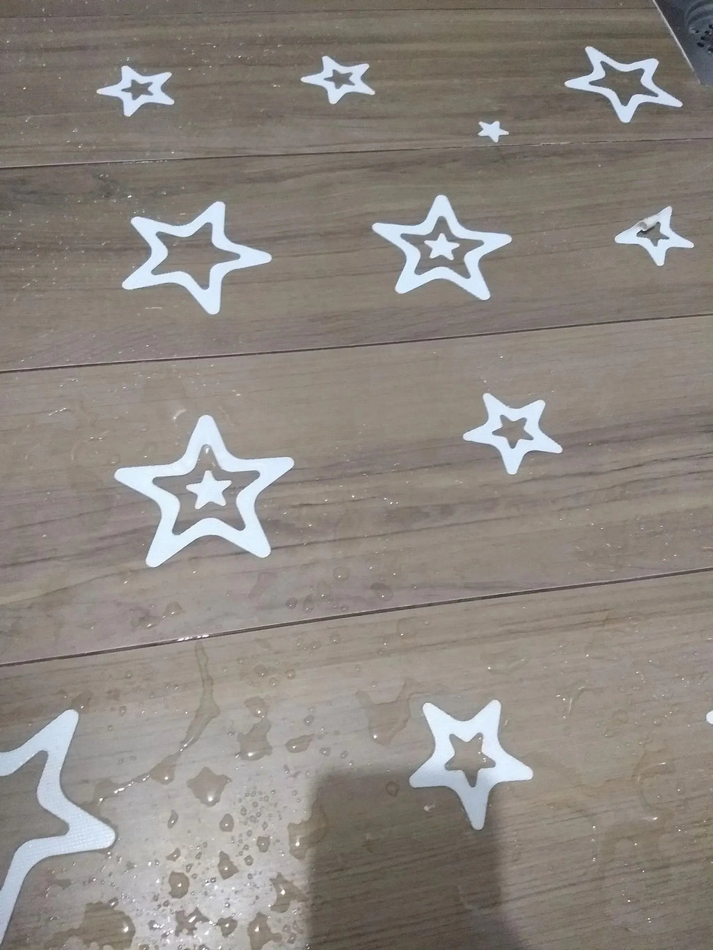 Anti Slip Bathtub Strips – Adhesive Snowflake Decals for Bathroom Safety