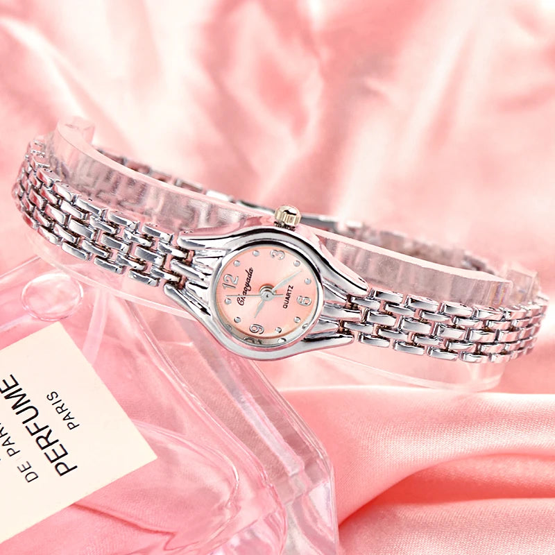 Gold Plated Quartz Bracelet Watch – Elegant Analog Timepiece for Women