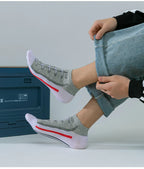 Moisture Wicking Sports Socks – Breathable Athletic Gear for Basketball