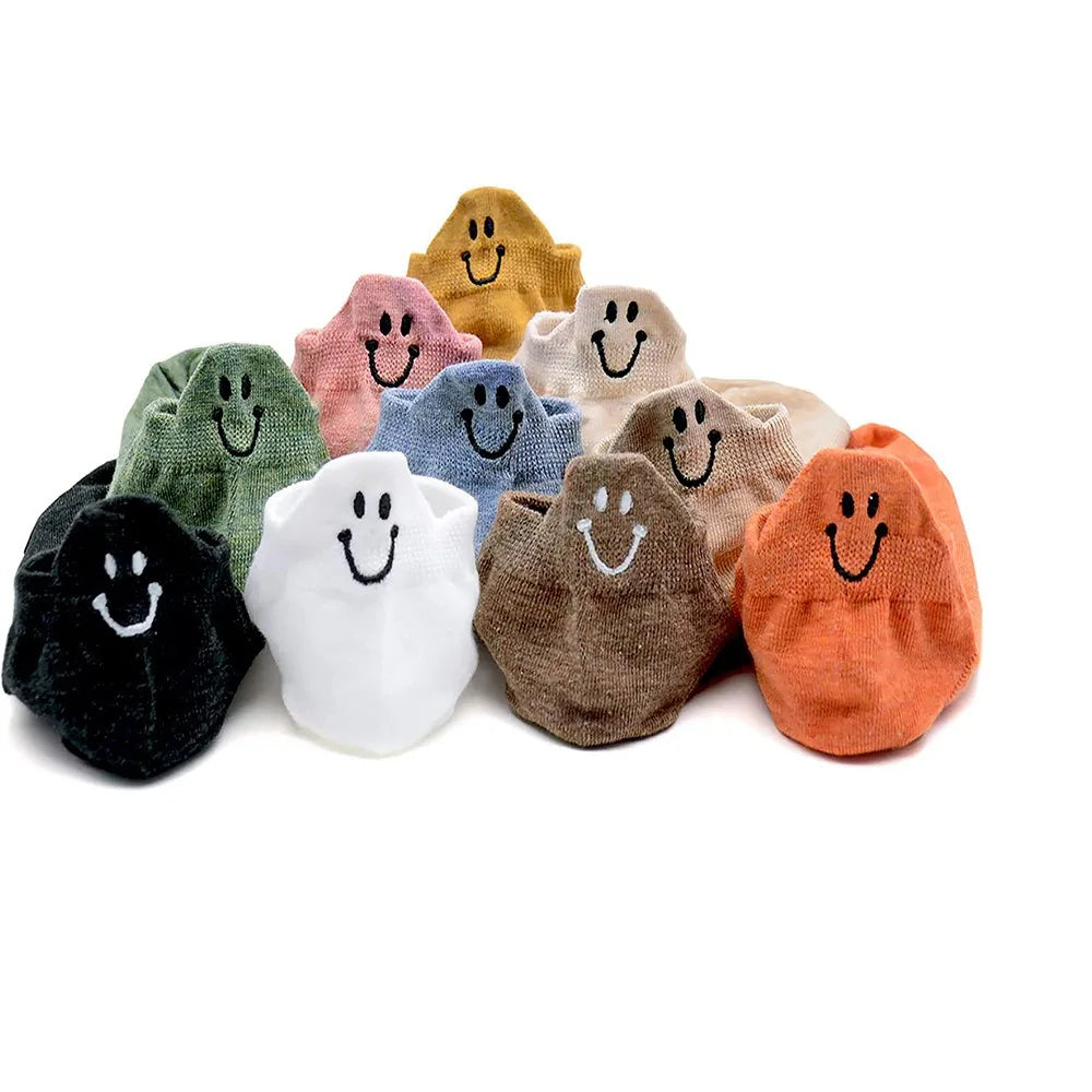 Embroidered Smiley Face Ankle Socks – Breathable Cotton for Casual Comfort