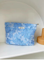 Floral Print Cosmetic Bag – Zippered Makeup Pouch for Travel Essentials