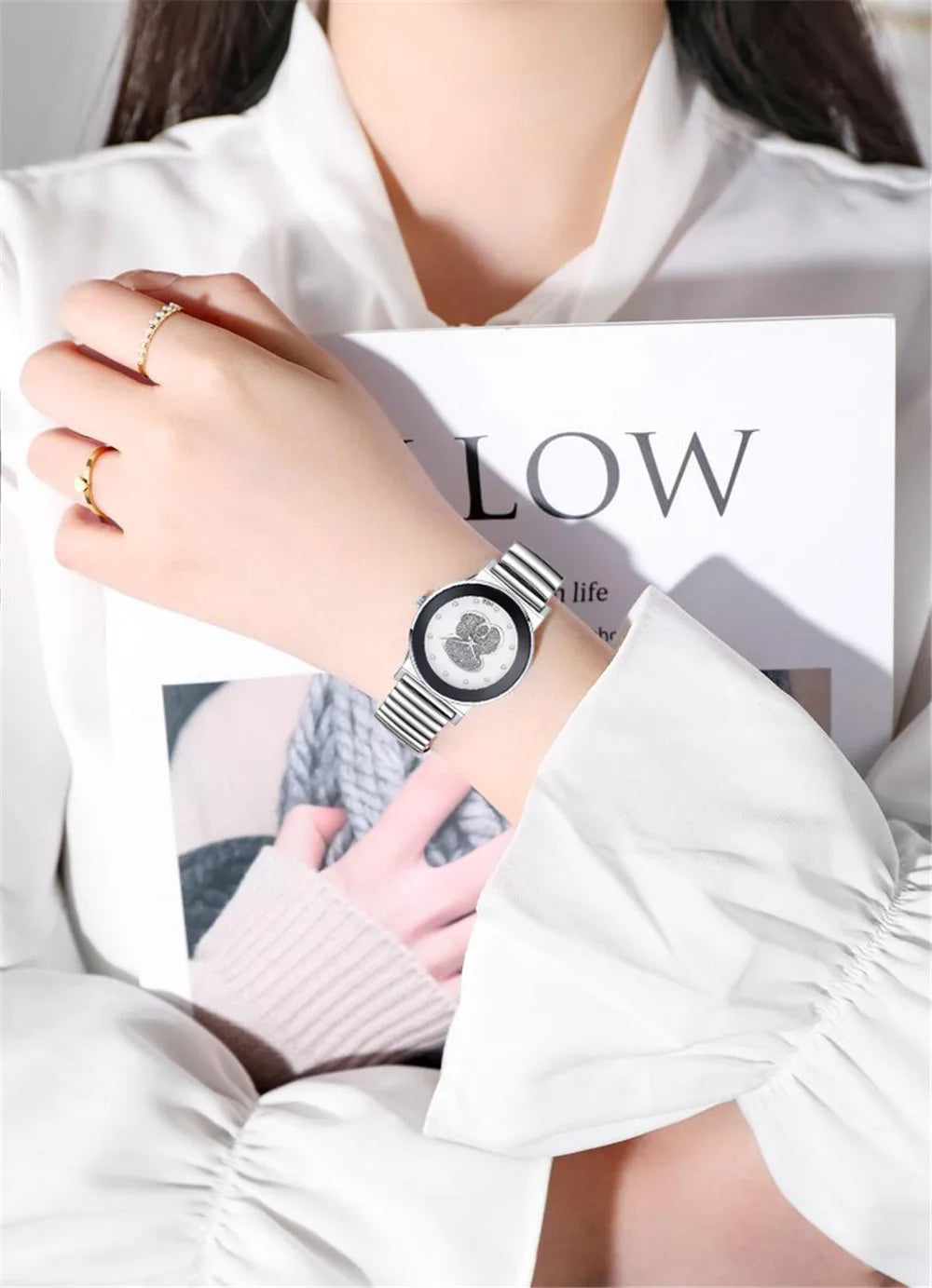 Bear Diamond Quartz Watch – Elegant Minimalist Wristwear for Women