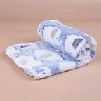 Cartoon Elephant Flannel Pet Blanket – Soft Cozy Throw for Dogs and Cats