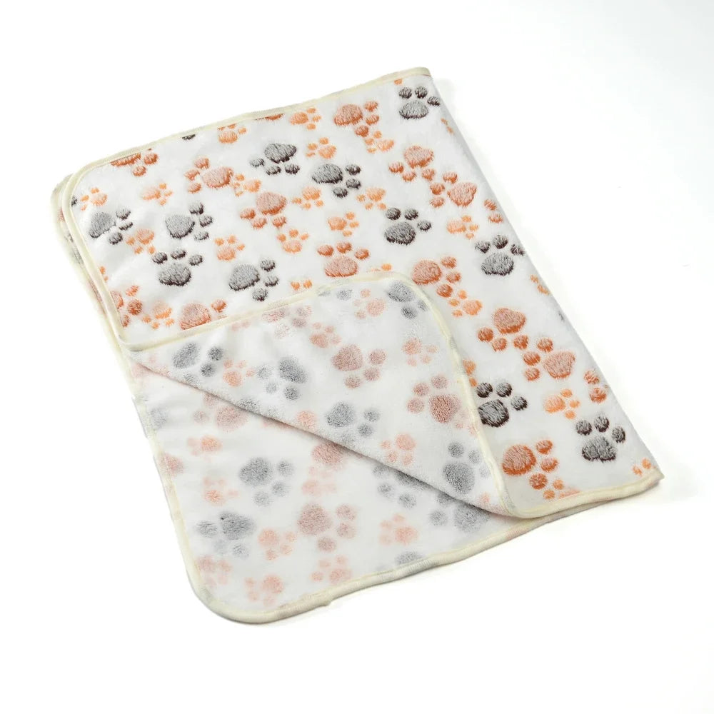 Thickened Fleece Pet Blanket – Warm Footprint Mat for Small to Large Dogs Cats