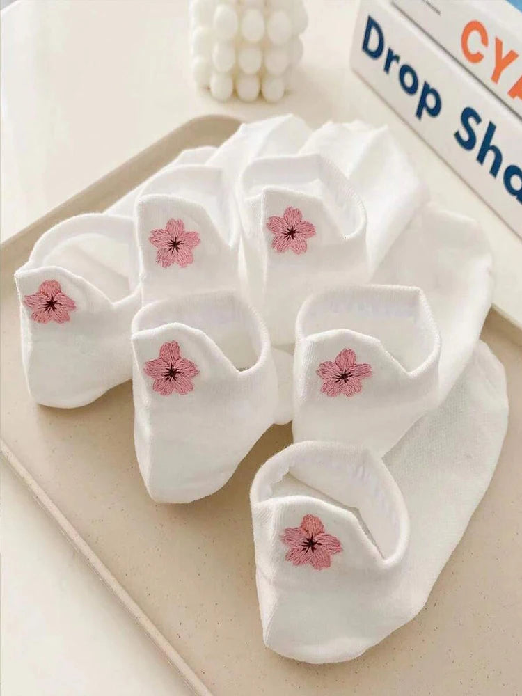 Cute Cartoon Flower Ankle Socks – Soft Breathable Cotton for Casual Wear