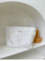 Floral Print Cosmetic Bag – Zippered Makeup Pouch for Travel Essentials