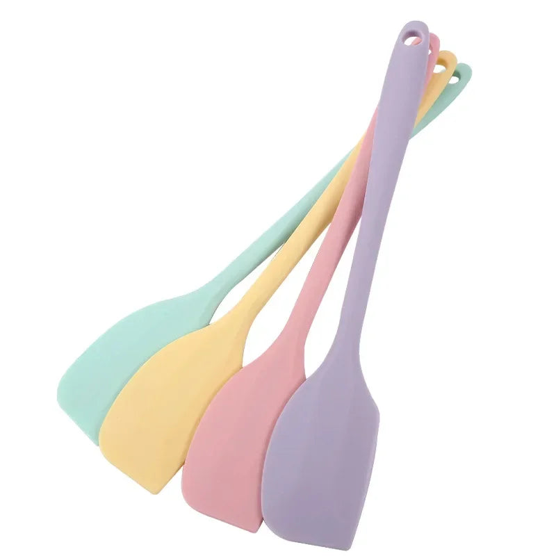 Heat-Resistant Silicone Spatula – Non-Stick Kitchen Tool for Cooking and Baking