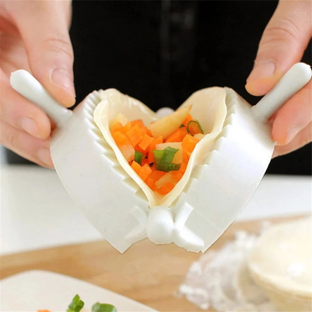 Plastic Dumpling Molds – 7cm/8cm/10cm Dough Press for Kitchen Pastry Making