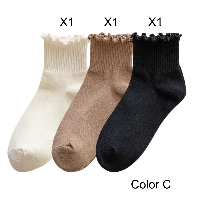 Ruffled Ankle Socks – Breathable Japanese Style Kawaii Hosiery for Women