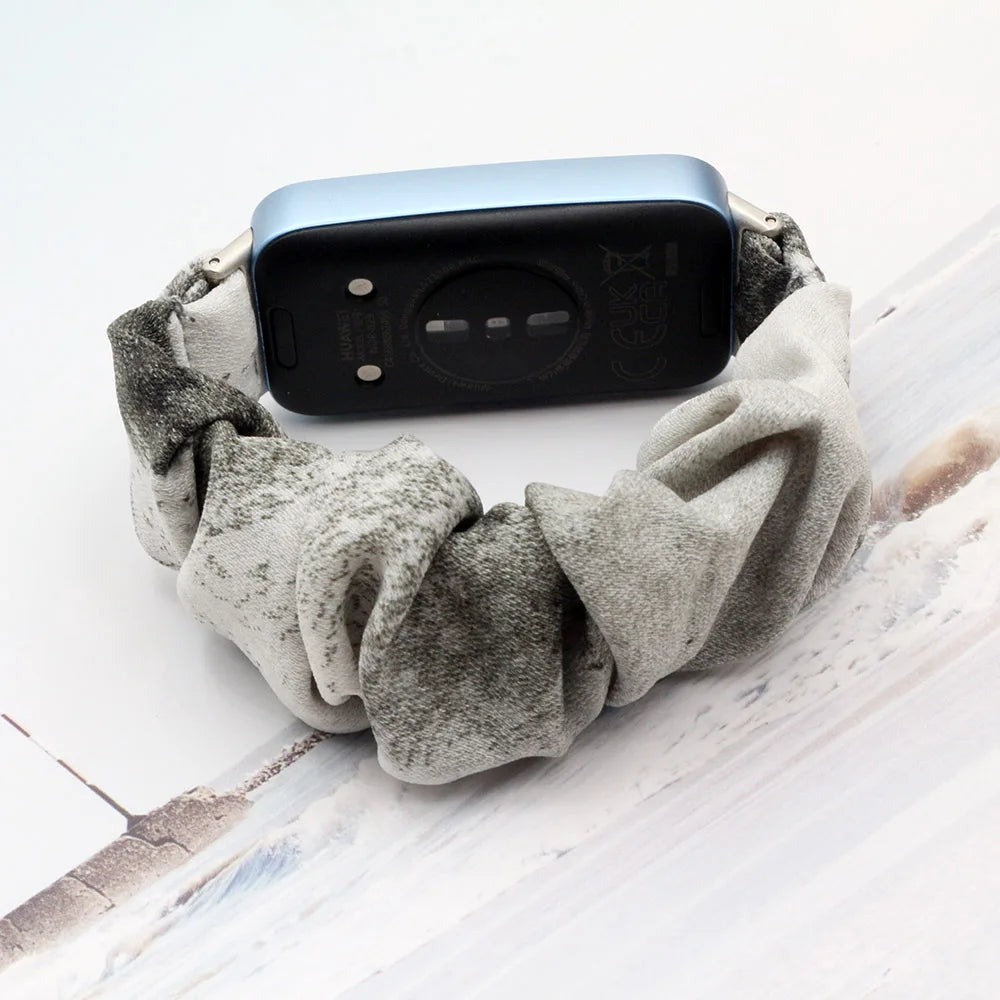 Printed Fabric Scrunchie Band – Soft Nylon Strap for Huawei Band 7 Women