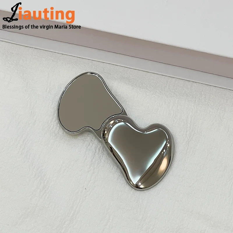 Heart Shape Rotating Mirror – Portable Cosmetic Vanity Tool for Students