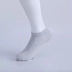 Breathable Cotton Ankle Socks – Solid Color Athletic Wear for Women