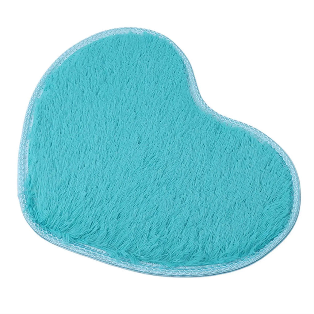 Faux Sheepskin Heart Rug – Large Fluffy Area Carpet for Bedroom Decor