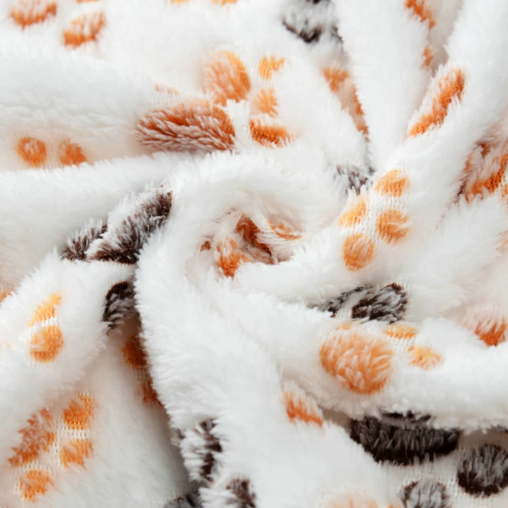 Plush Fleece Pet Blanket – Warm Footprint Mat for Small to Large Dogs and Cats