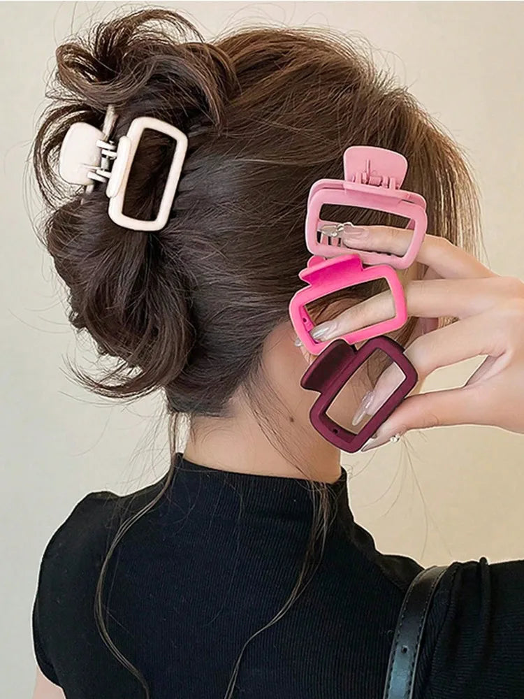 Square Hair Claw Clips – Lightweight Matte Barrettes for Elegant Styling