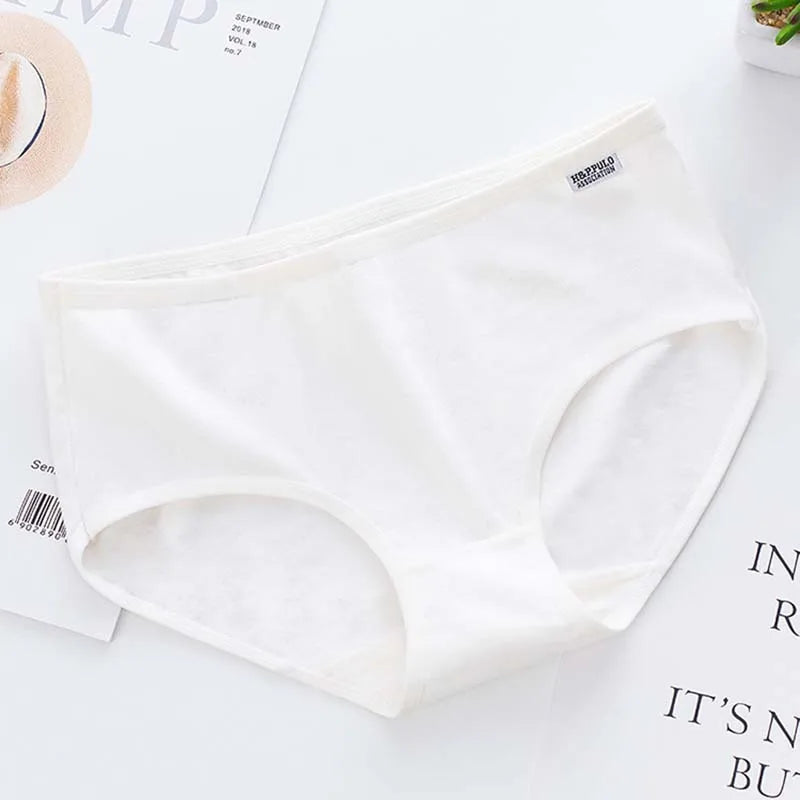 Cotton Briefs – Breathable Plus Size Underwear for Women Daily Comfort