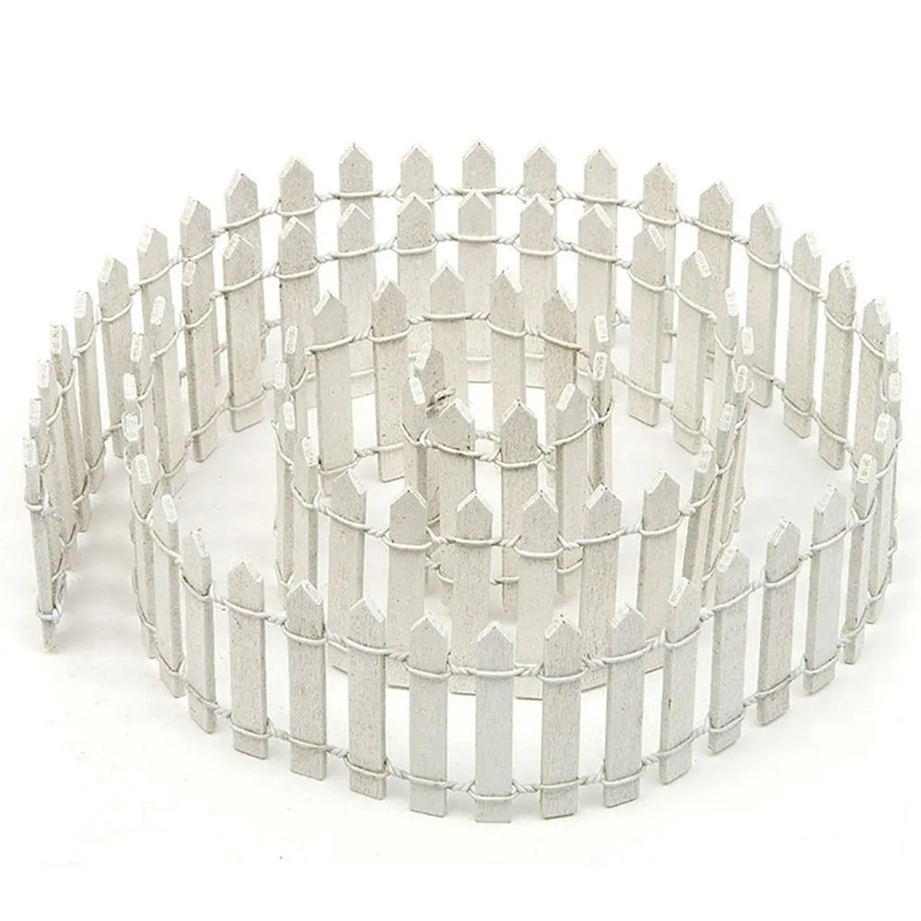Mini Wooden Picket Fence – 100cm Garden Edging for Fairy Landscapes and Crafts