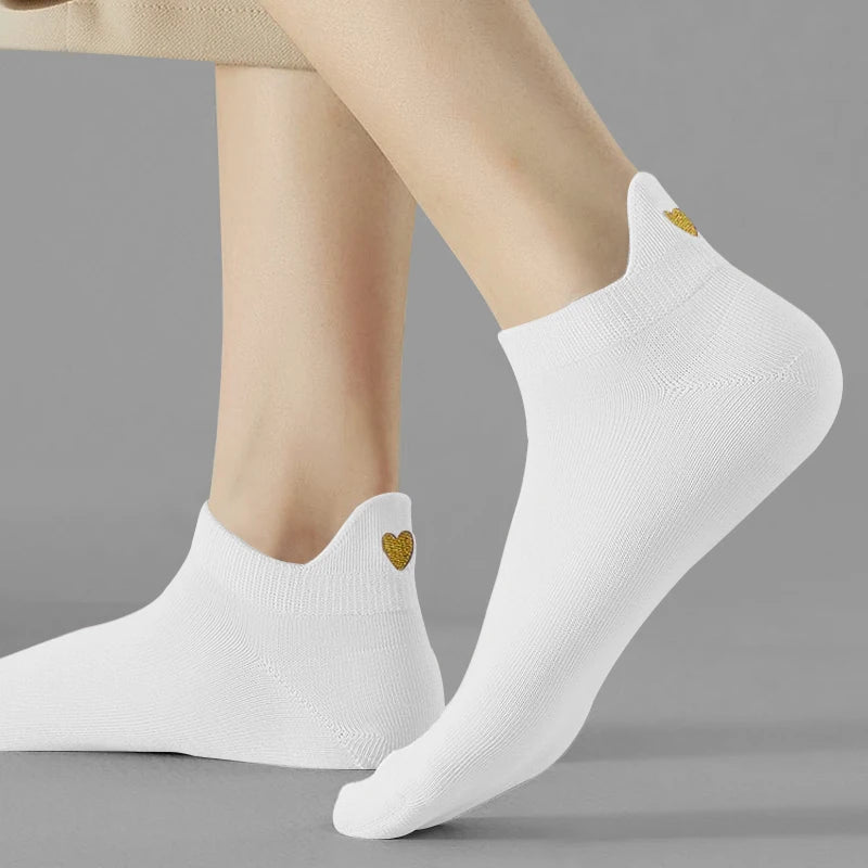 Embroidered Heart Ankle Socks – Cute Cotton Casual Footwear for Women