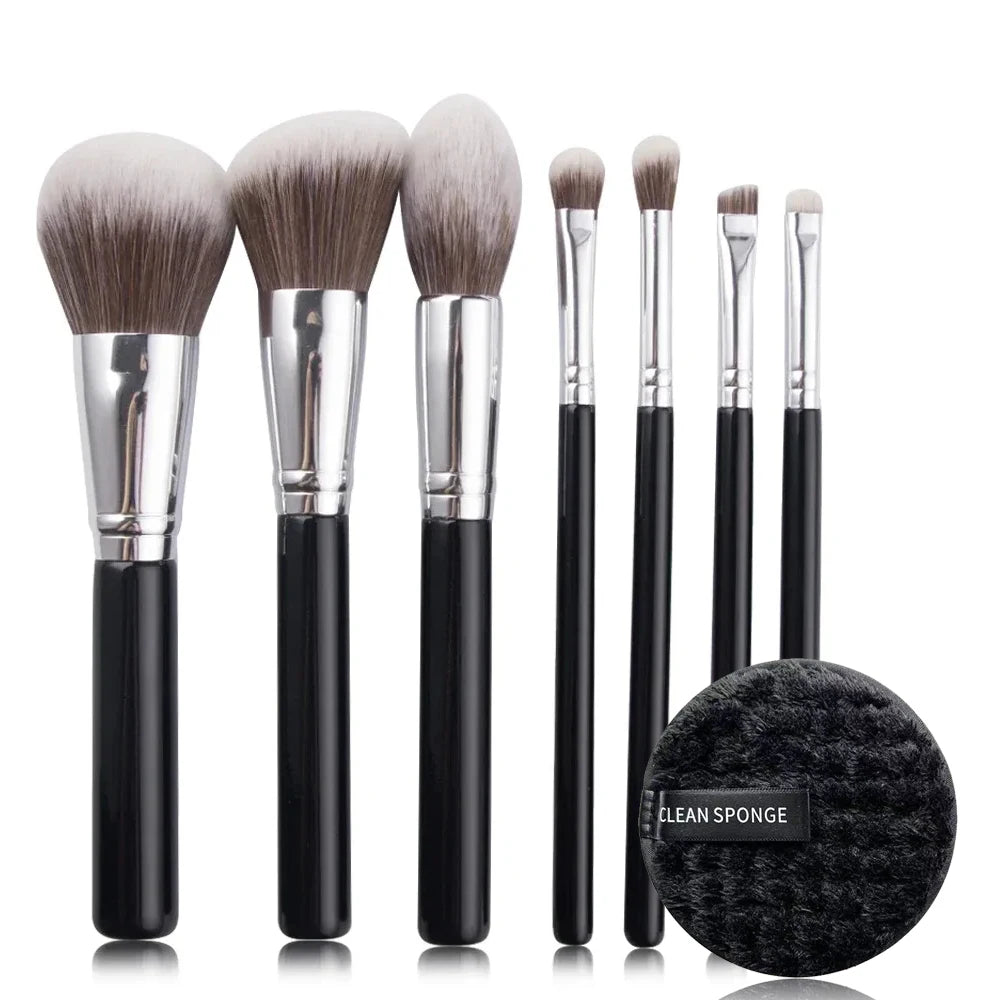 Synthetic Makeup Brush Set – Soft Cosmetic Tools for Foundation and Eyeshadow
