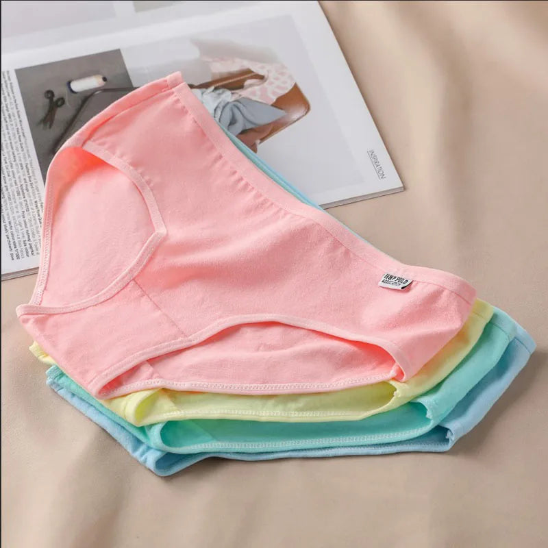 Cotton Briefs – Breathable Plus Size Underwear for Women Daily Comfort