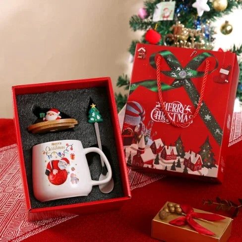 Ceramic Christmas Tree Mug – Festive Coffee Cup with Lid and Spoon for Gifts