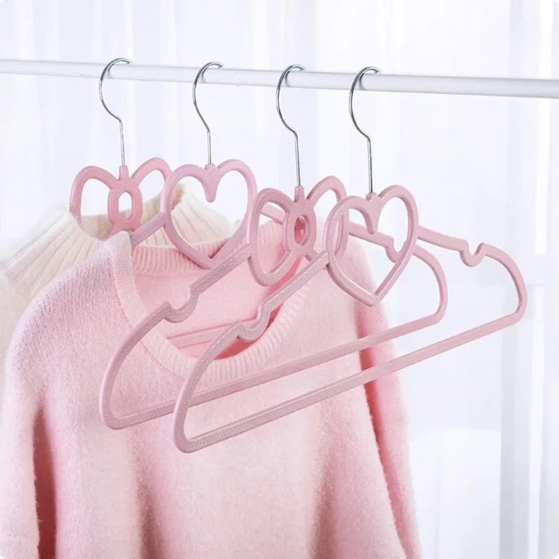 Heart Pattern ABS Clothes Hangers – Durable Organizers for Family Clothing